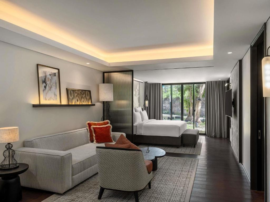 Pullman Bali Legian Beach (Ex. Pullman Legian Nirwana) 5*