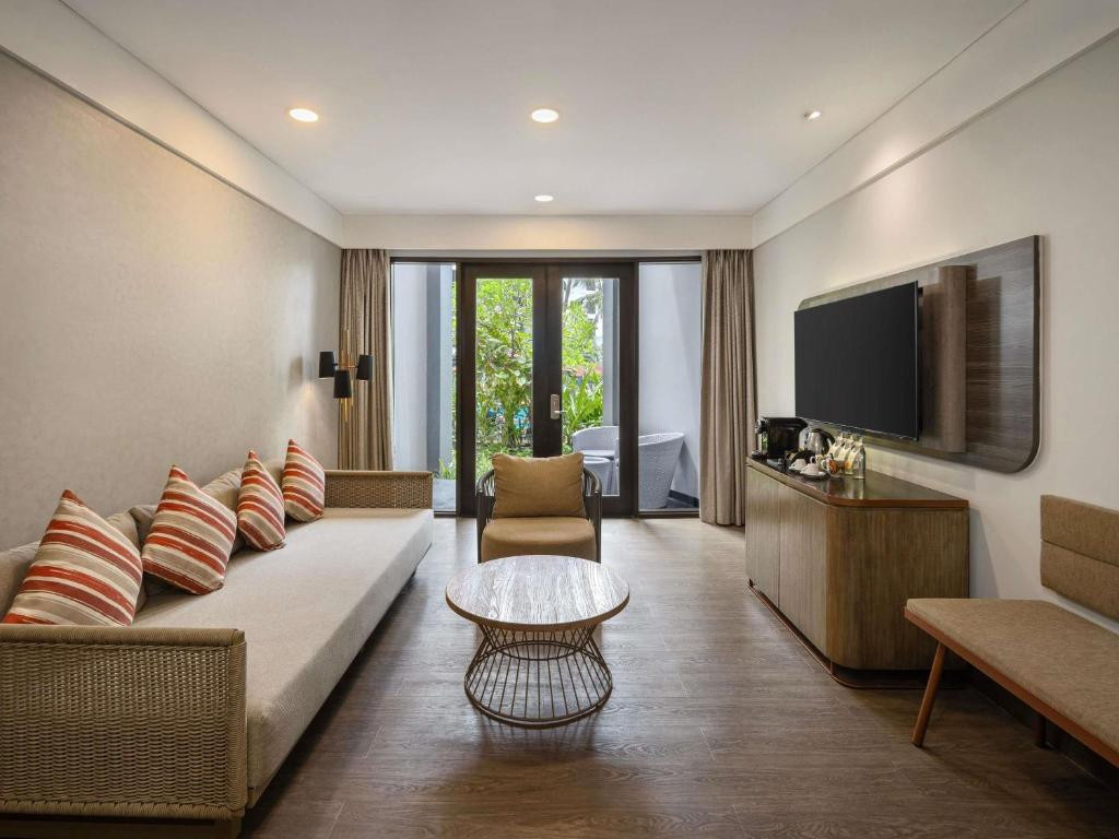 Pullman Bali Legian Beach (Ex. Pullman Legian Nirwana) 5*