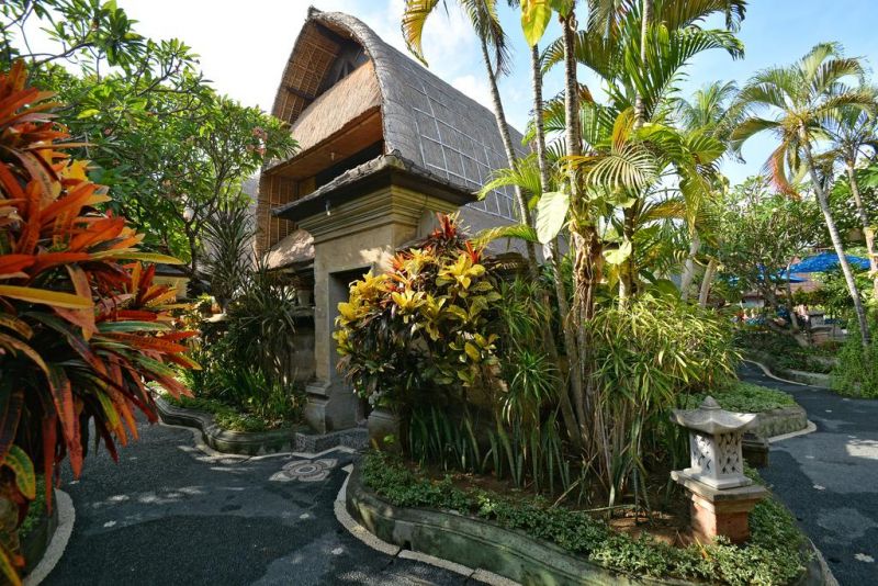 Puri Dewa Bharata Hotel & Villas 2*