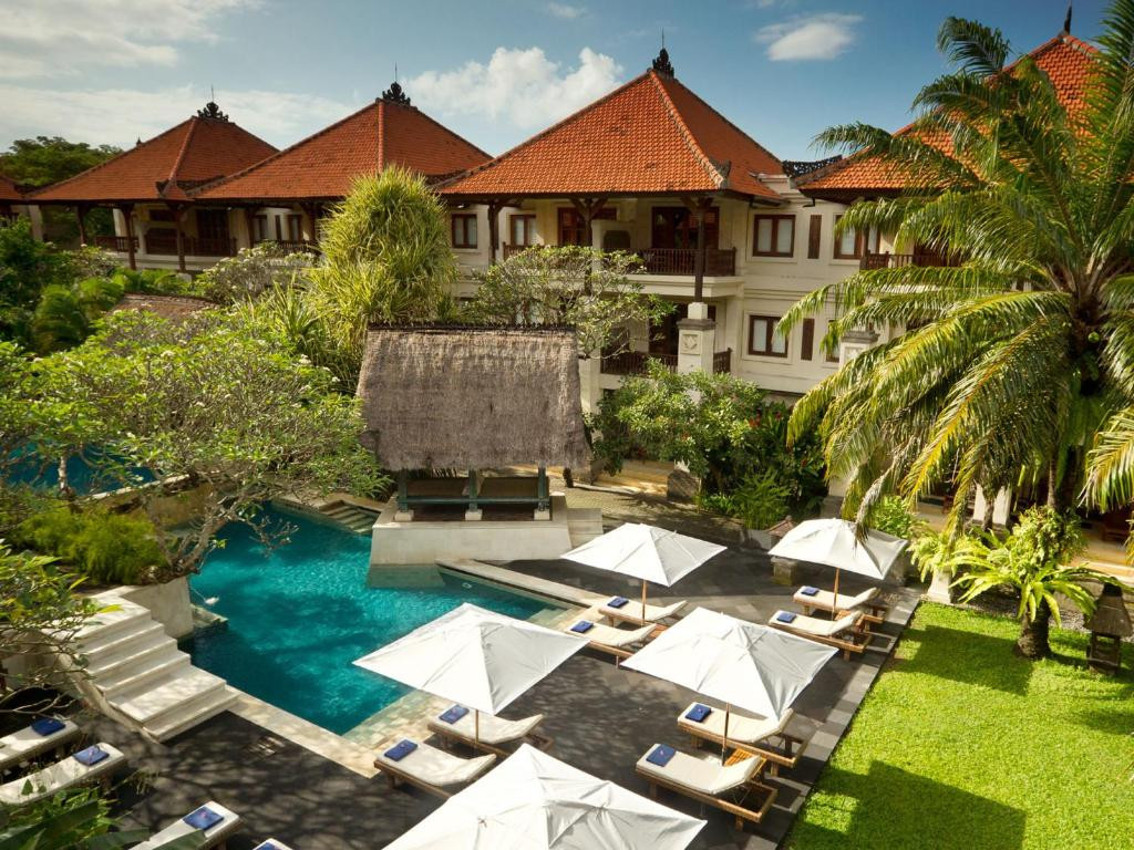 Puri Santrian 4*