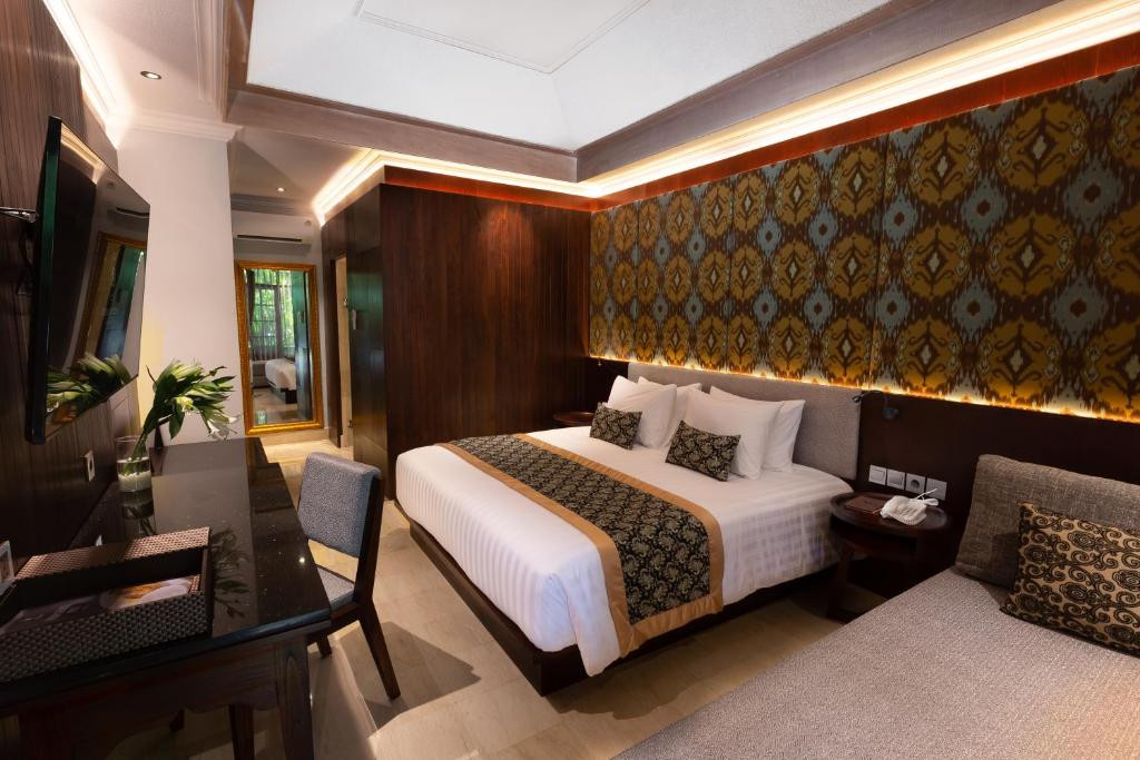 Puri Santrian 4*