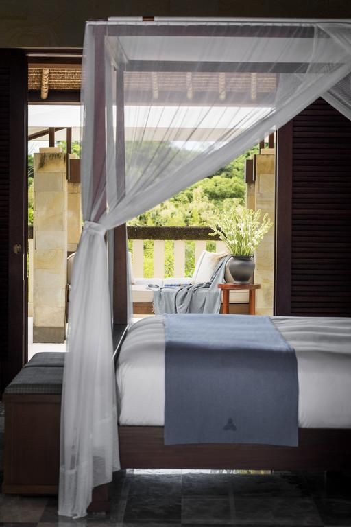 Revivo Wellness Resort 5*