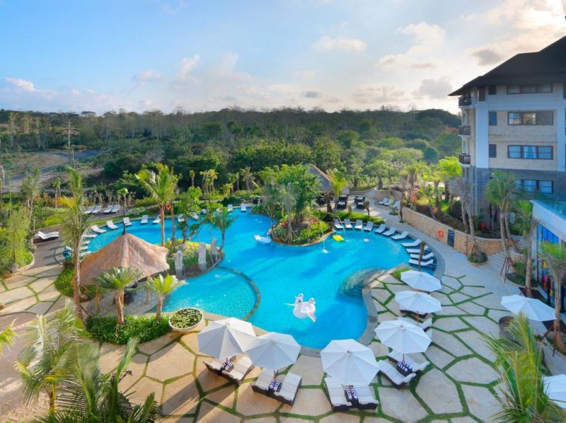 Royal Tulip Springhill Resort Jimbaran 5*