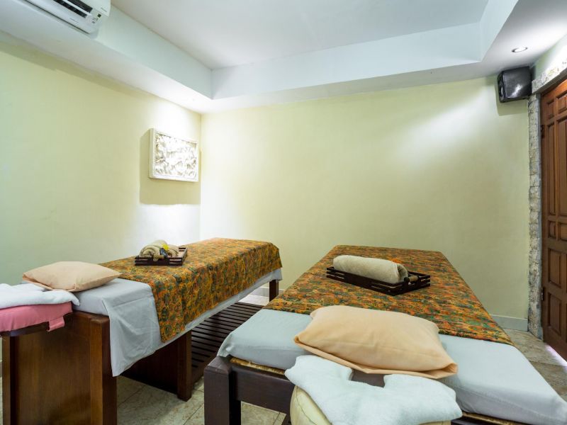 Santi Mandala Villa & Spa 3*