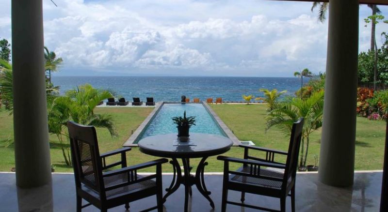 Sea Breeze Candidasa 4*