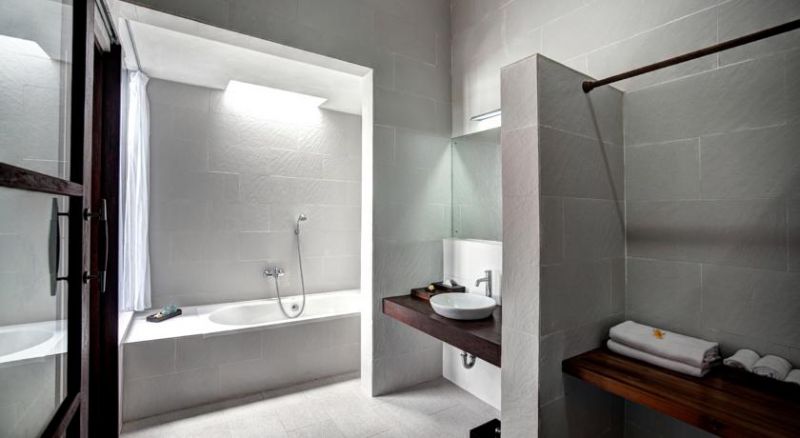 Sea Breeze Candidasa 4*