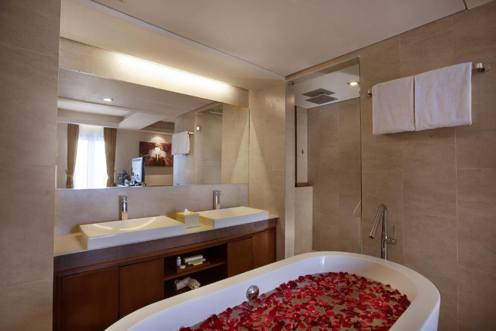 D'Primahotel Seminyak (Ex. Sense Hotel Seminyak) 4*