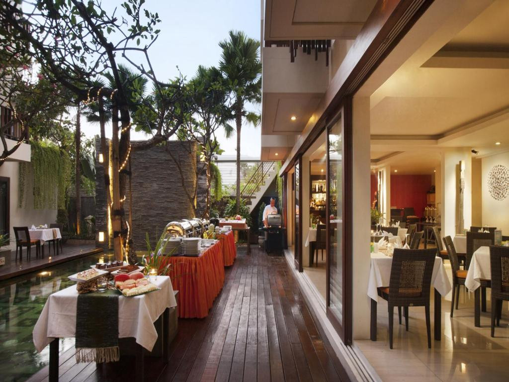 D'Primahotel Seminyak (Ex. Sense Hotel Seminyak) 4*