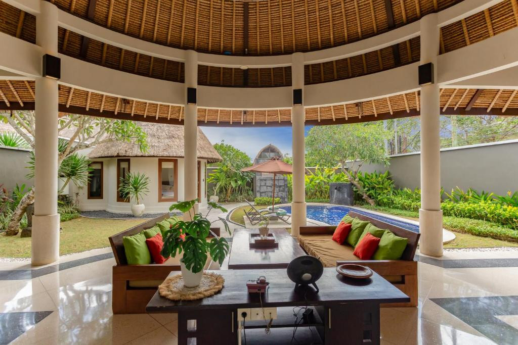 Aruni Bali Jimbaran Boutique Villas (Ex. The Mutiara Jimbaran) 4*