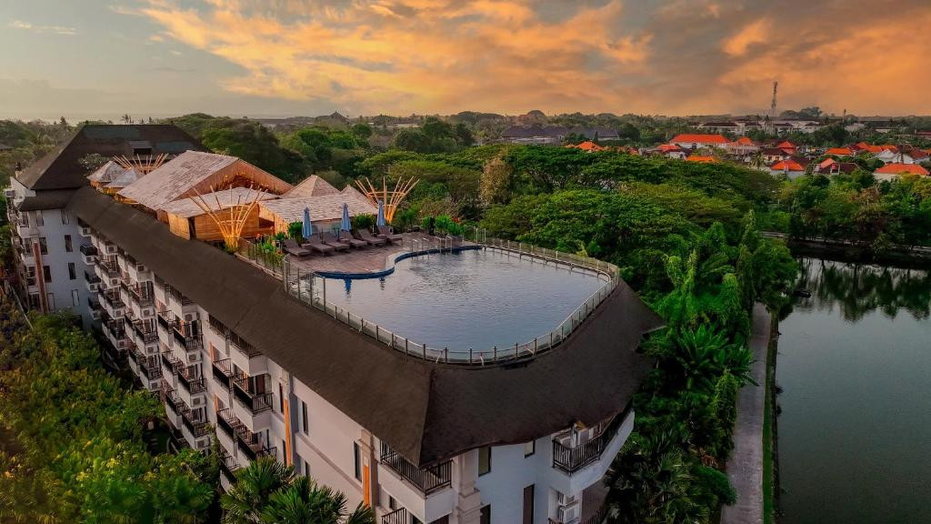 The Nest 4*