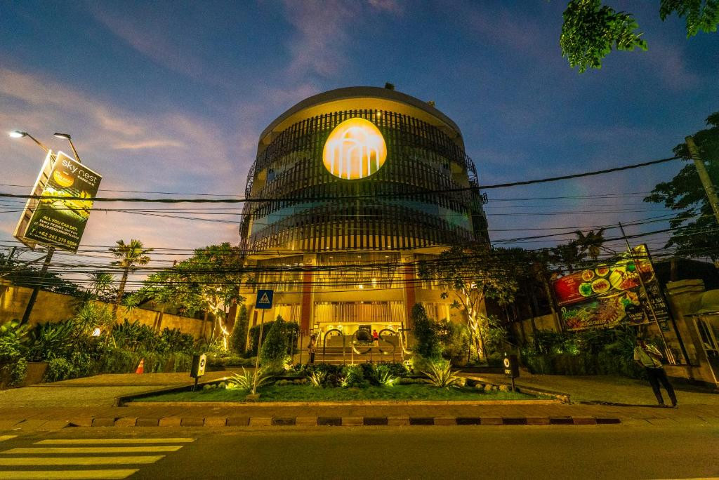 The Nest 4*
