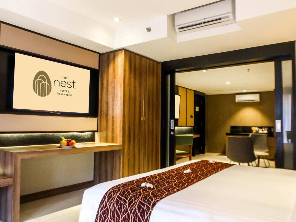 The Nest 4*