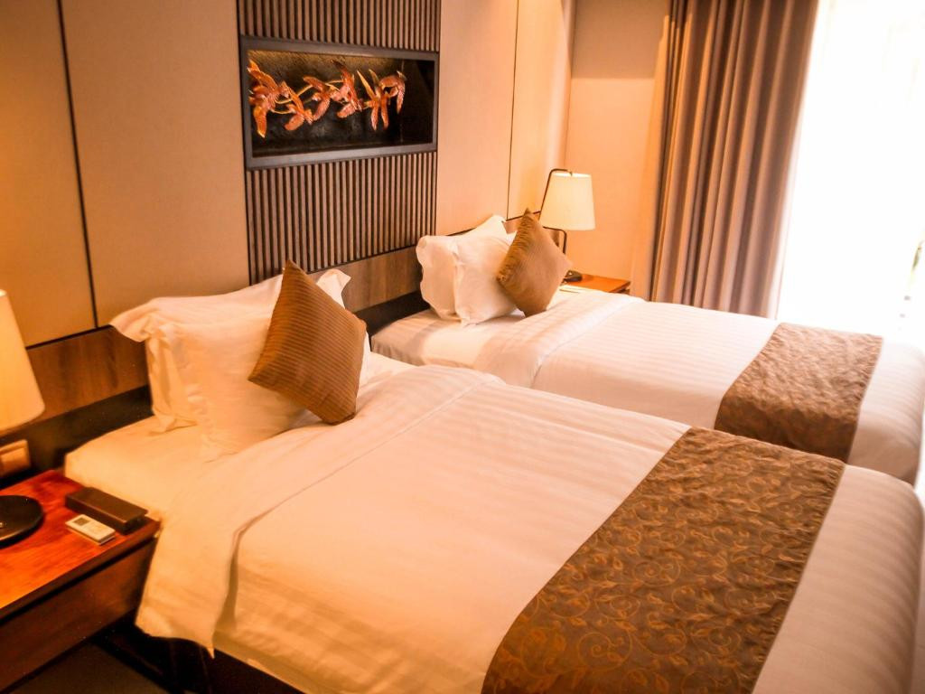 The Nest 4*