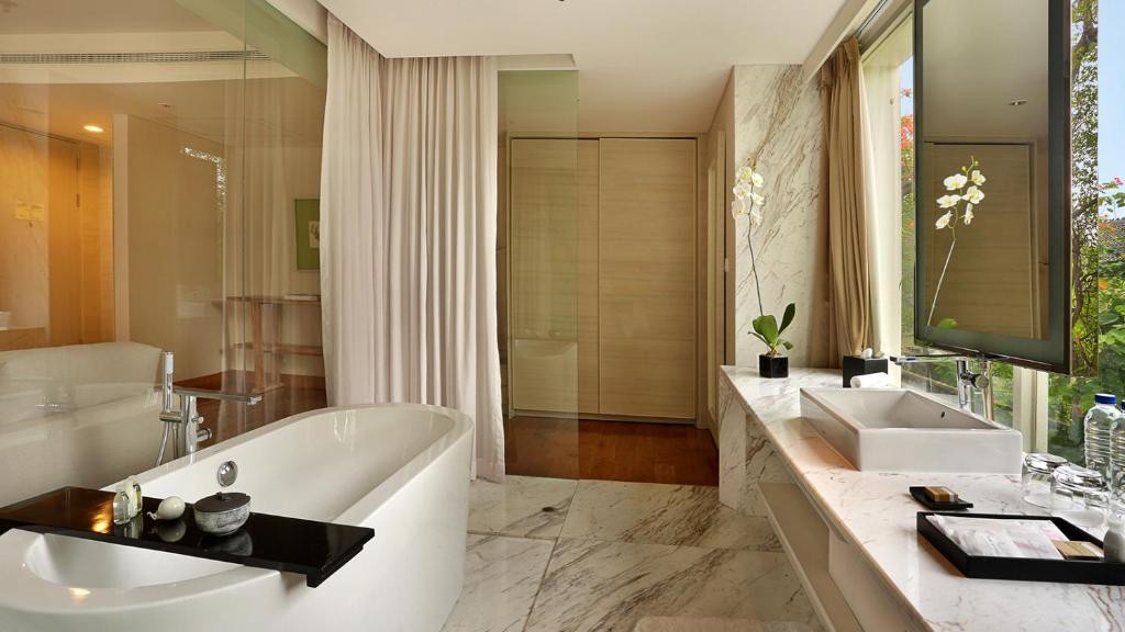 The Stones Hotel Legian Bali 5*