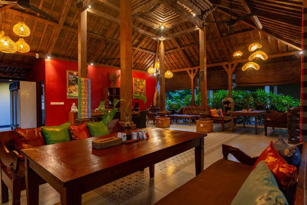 Ubud Heaven Sayan Villas Bali 4*