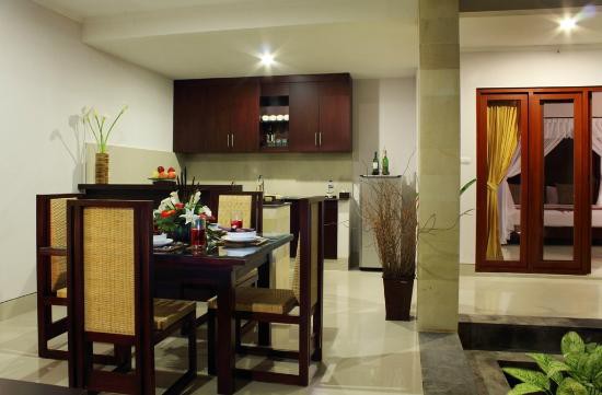 Villa Cory 3*