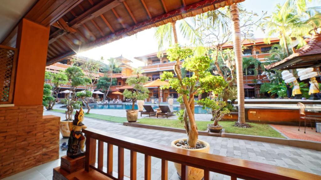 Wina Holiday Villa 3*