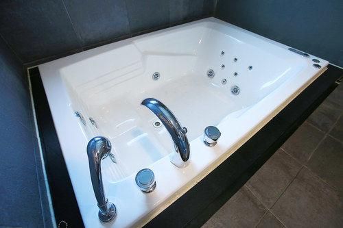 Dh Naissance Hotel 3*