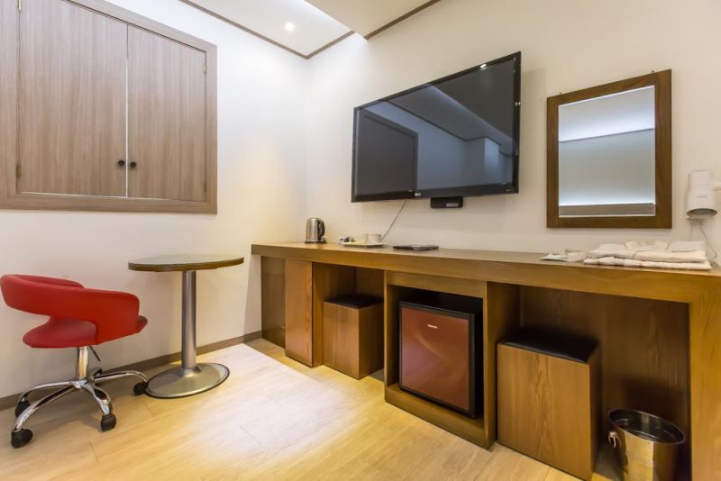 Dh Naissance Hotel 3*