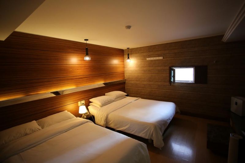 Dh Naissance Hotel 3*