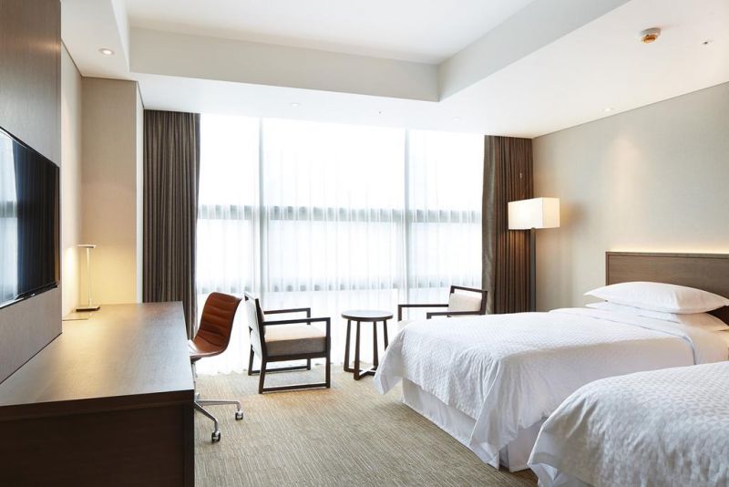 Four Points By Sheraton Josun Seoul Station 4*