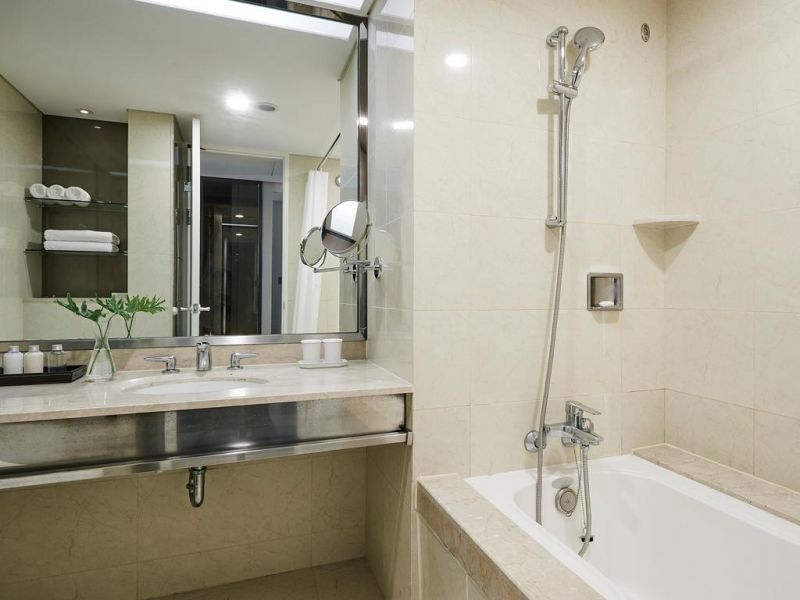 The Suites Hotel Jeju 5*