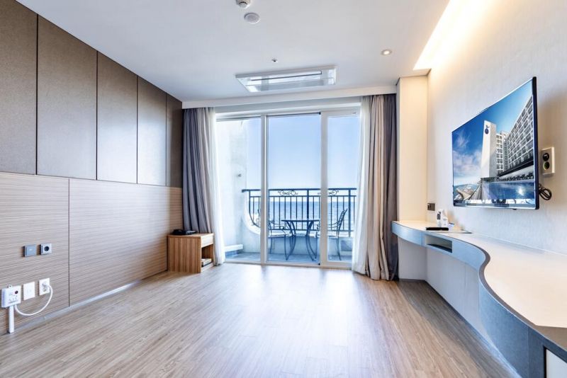 Whistle Lark Hotel 3*