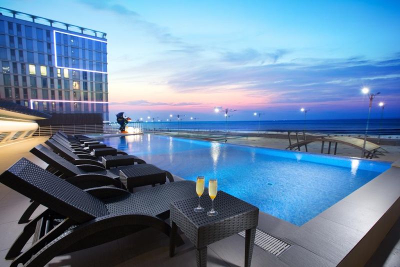 Whistle Lark Hotel 3*