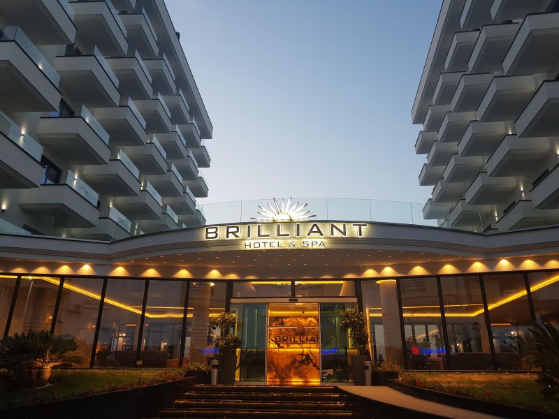 Brilliant Hotel & Spa 4*
