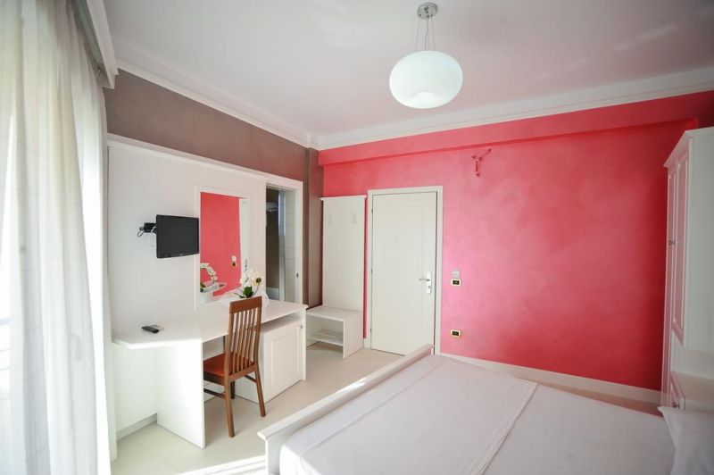 Iliria Internacional 4*