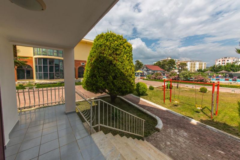 Kolaveri Resort 3*