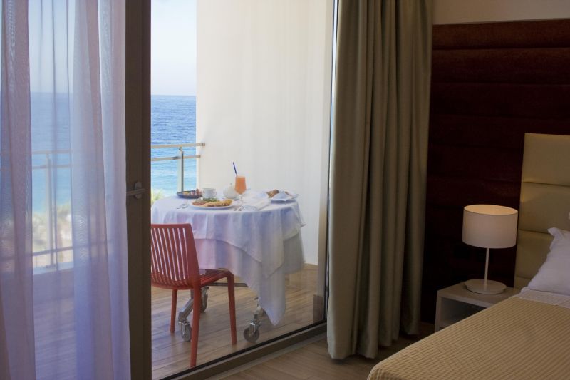 Morina Palace 5*
