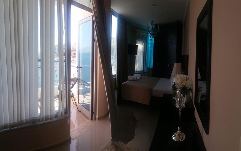 Royal Saranda Hotel 3*