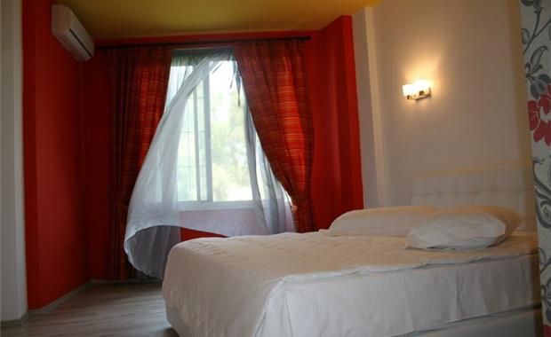 Sunborn Hotel 3*