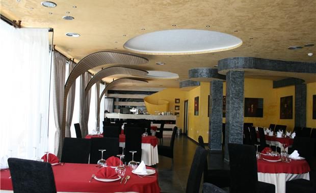Sunborn Hotel 3*