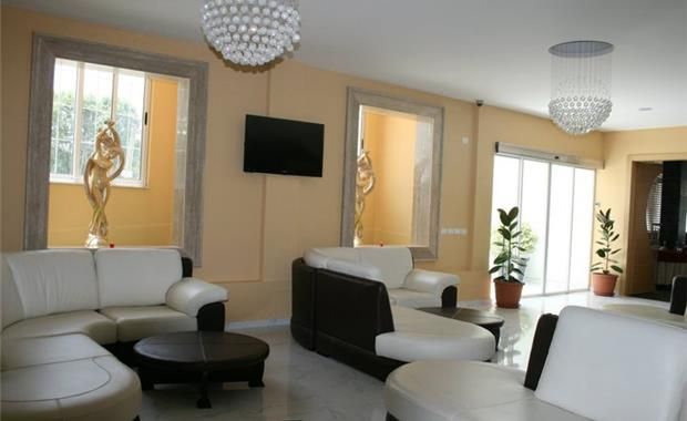 Sunborn Hotel 3*