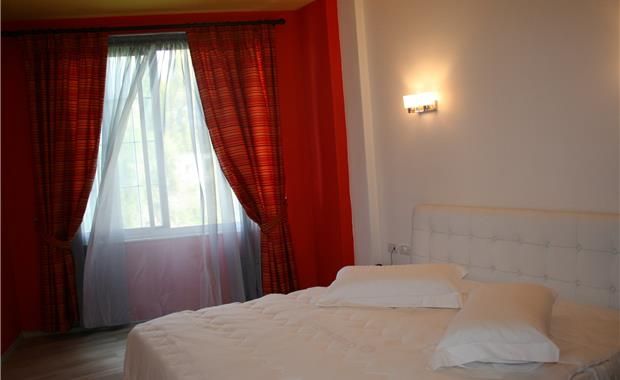 Sunborn Hotel 3*