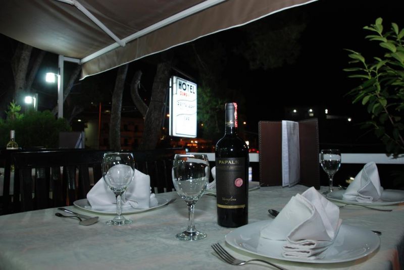 Sunrays Hotel 3*