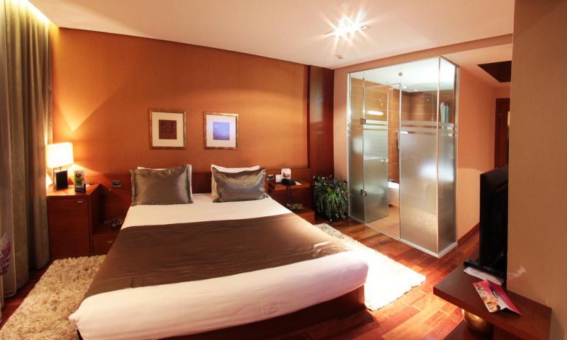 Tirana International 4*