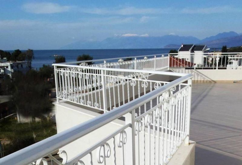 Villa August Ksamil 3*
