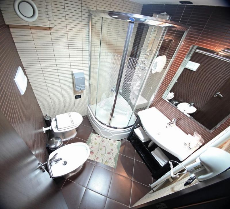 Vlora International 5*