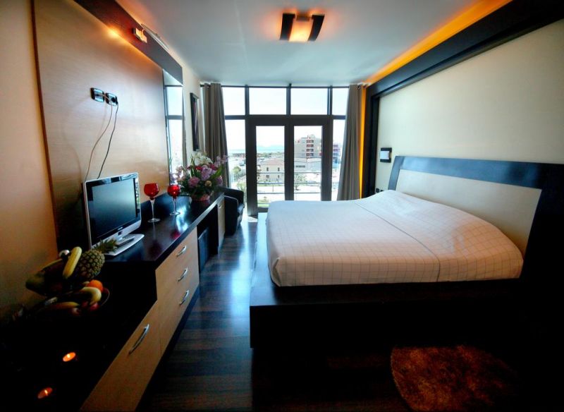 Vlora International 5*