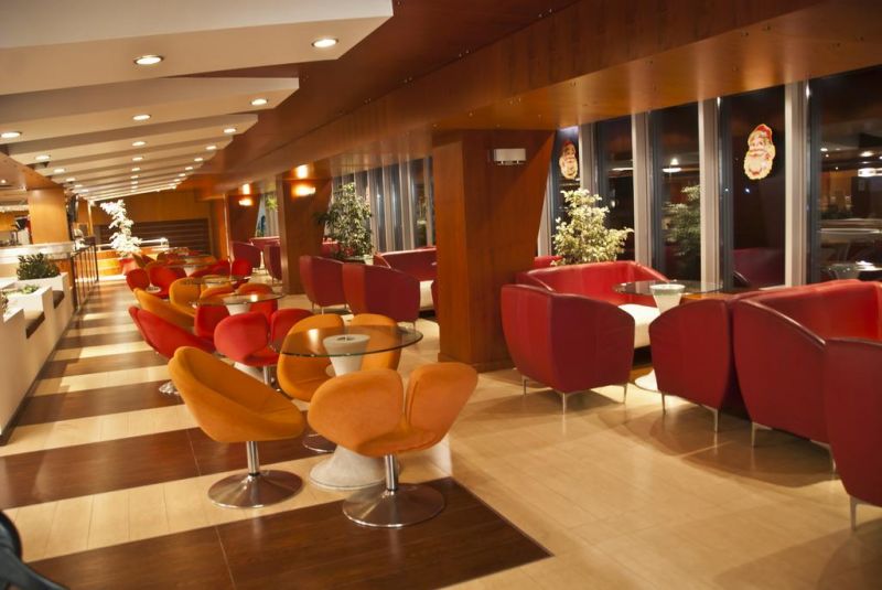 Vlora International 5*