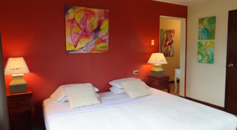 Wonders Boutique 3*