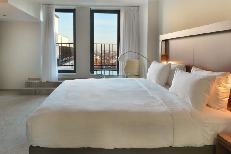 Courtyard Brussels Eu 4*