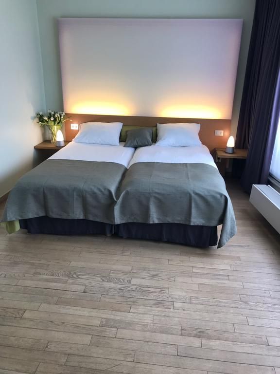 Hotel 322 Lambermont 3*