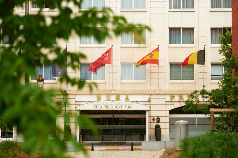 Husa President Park 4*