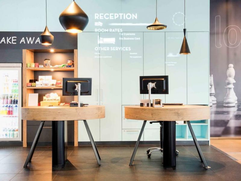 Ibis Brussels Centre Gare Midi 3*