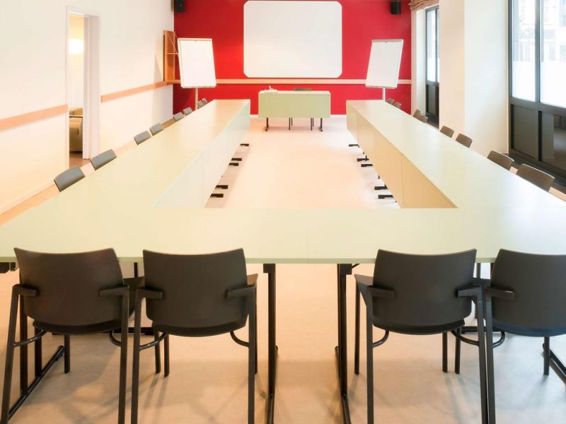 Ibis Brussels Centre Gare Midi 3*
