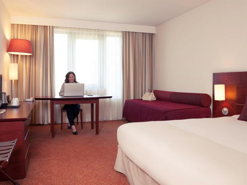 Mercure Brussels Airport 3*